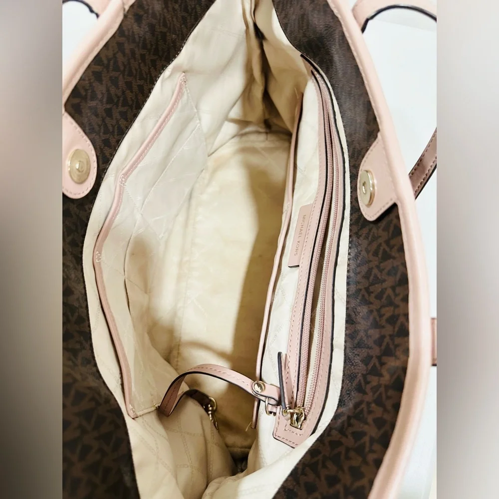MICHAEL KORS Jet‎ Set Signature Large Travel Tote Brown